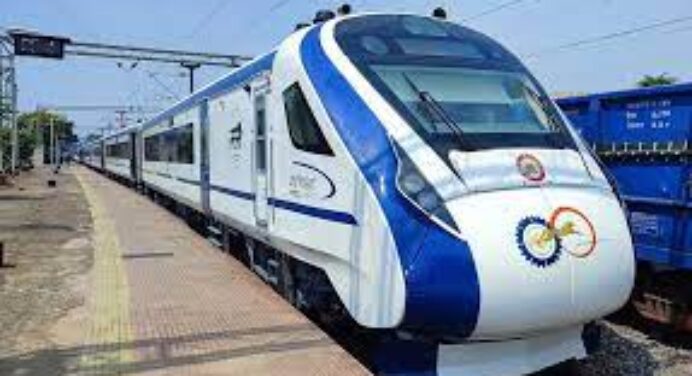 Kolhapur Rejoices! Vande Bharat Express to Speed Up Connectivity with Mumbai !
